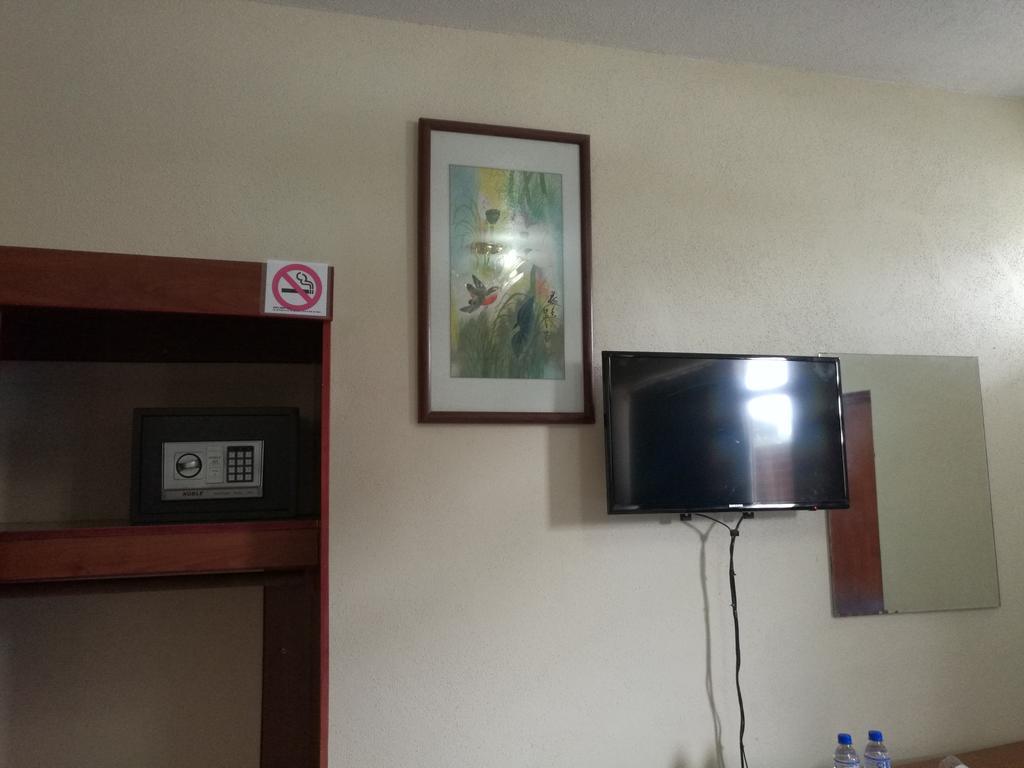 Hotel Ta Ta Chino La Brigada Exteriör bild